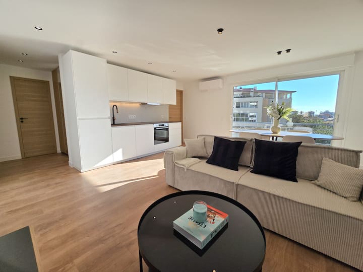 Appartement · Cannes · ★4,92 · 1 chambre · 1 lit · 1&nbsp;salle de bain